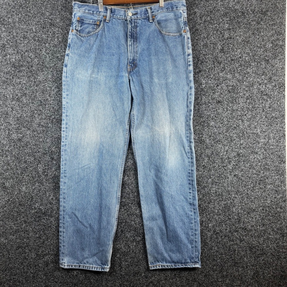 Levis 550 Relaxed Fit Tapered Leg Jeans Mens 38x32 Medium Wash Blue Denim
